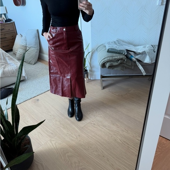 Amazon | Burgundy Faux Leather Midi Skirt | Red | size small - Picture 1 of 8